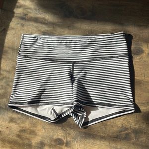Monochrome Booty shorts sz: Med